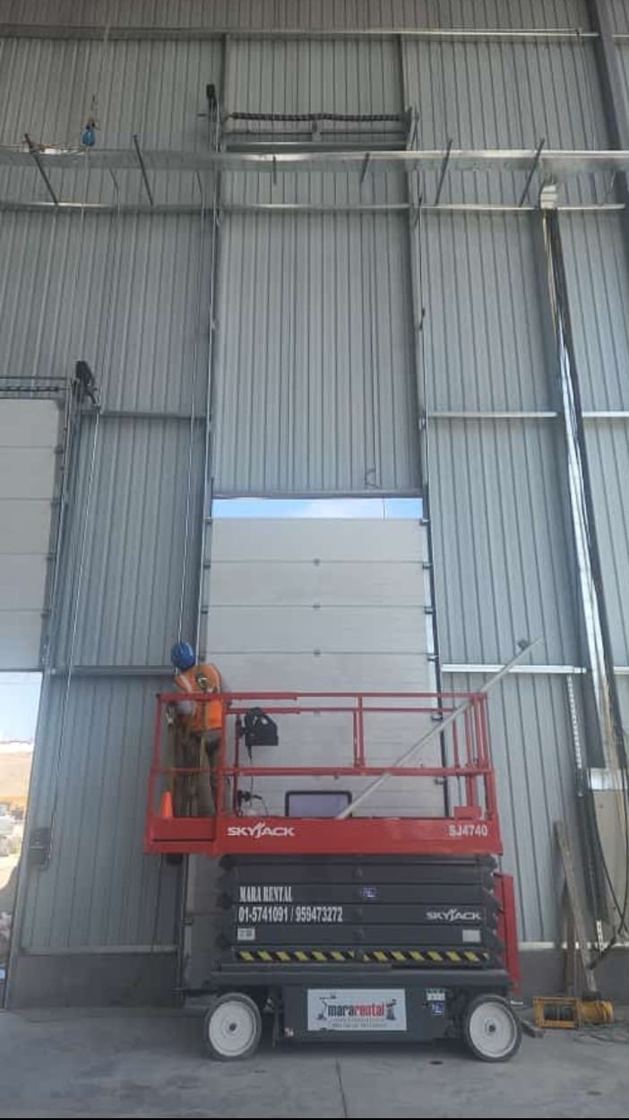 Mantenimiento de portones industriales